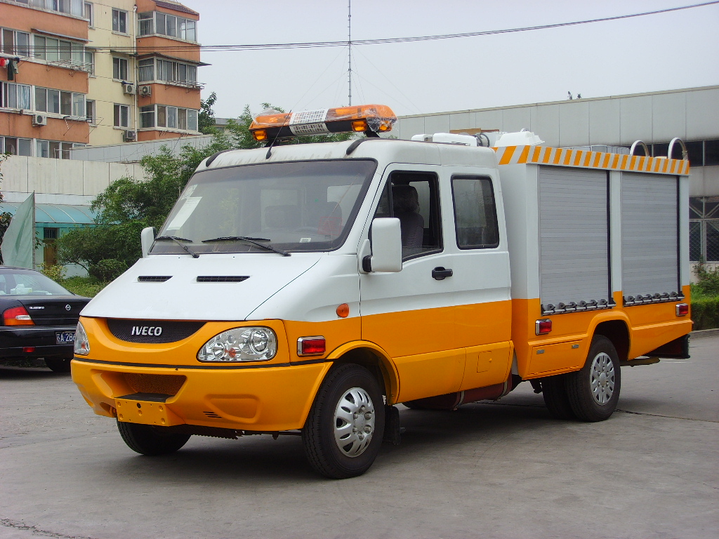 依維柯寶迪救險(xiǎn)車(chē)