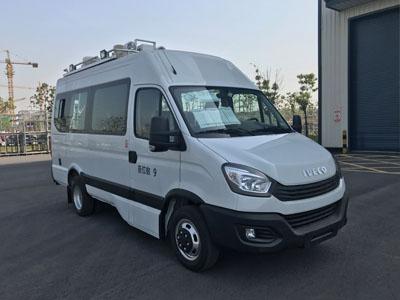 依維柯歐勝M(fèi)2-33流動(dòng)服務(wù)車(chē)